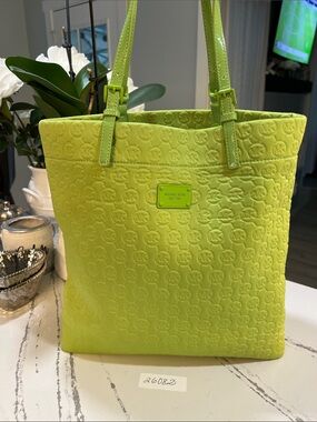 Michael Kors Het Set Neoprene Large Neon Lime Embossed Logo Tote